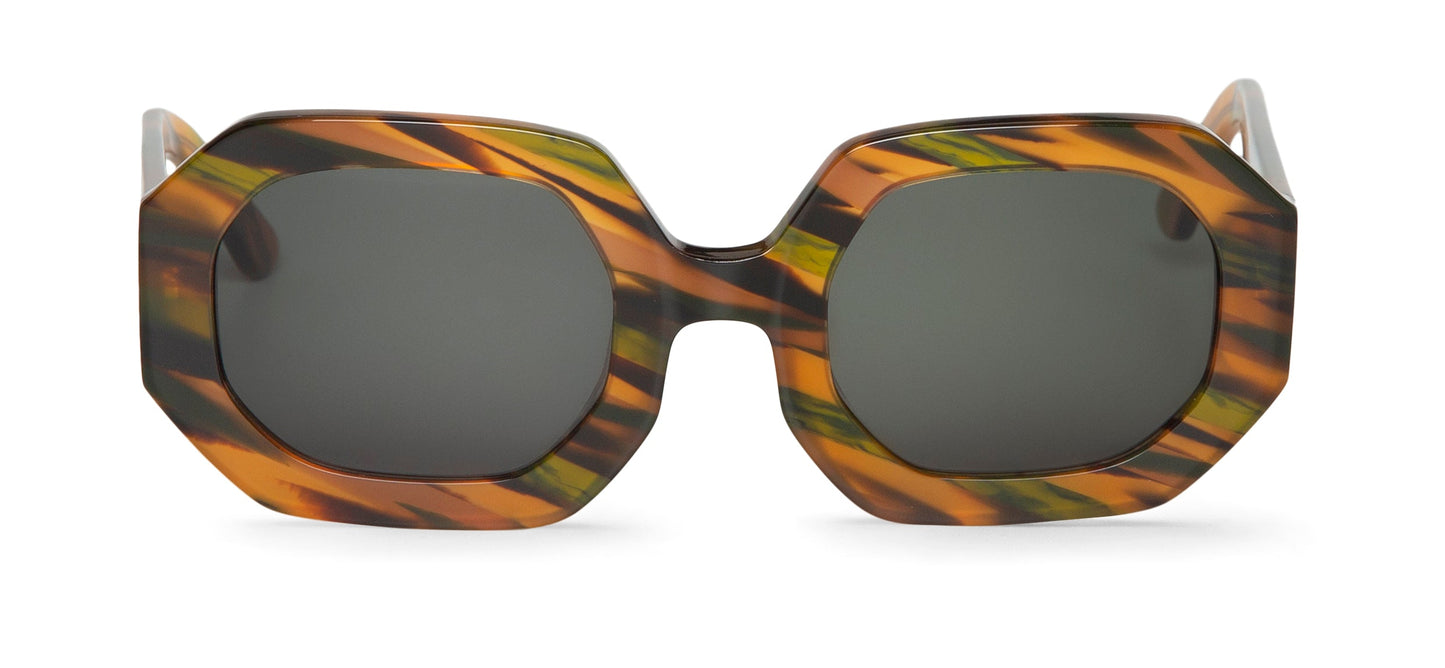 JUNGLE SAGENE WITH CLASSICAL LENSES