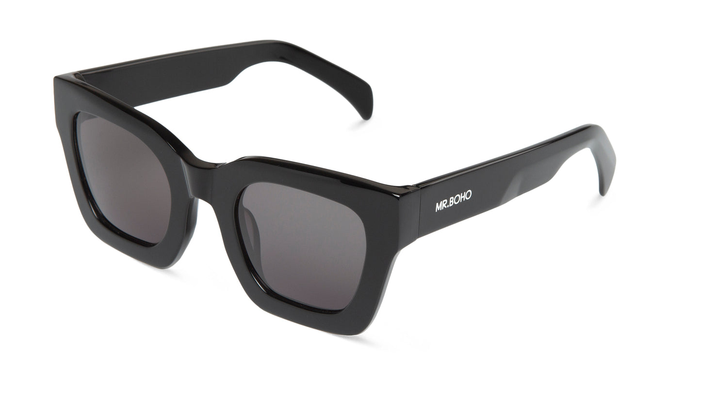 BLACK BONDI WITH CLASSICAL LENSES